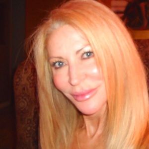 Meet your Posher, Bobbie